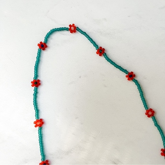 [vintage] handmade beaded flower girl pendant teal - Picture 5 of 7